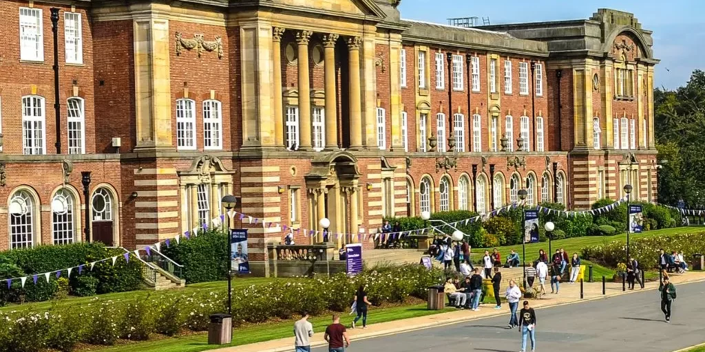 LEEDS BECKETT UNIVERSITY