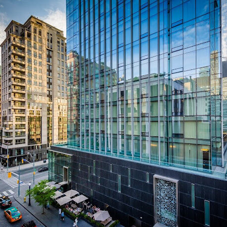 IBU-INTERNATIONAL BUSINESS UNIVERSITY