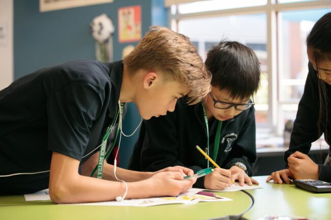 The-Village-School-43au1vq70xicsosww0wg800w8-1122