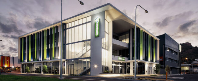 CENTRAL QUEENSLAND UNIVERSITY (CQU)