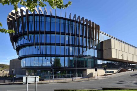 UNIVERSITY OF HUDDERSFIELD - LONDON