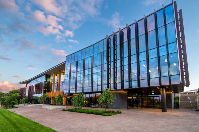 MASSEY UNIVERSITY MASSEY UNIVERSITY