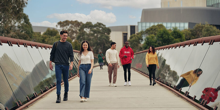 DEAKIN COLLEGE DEAKIN COLLEGE