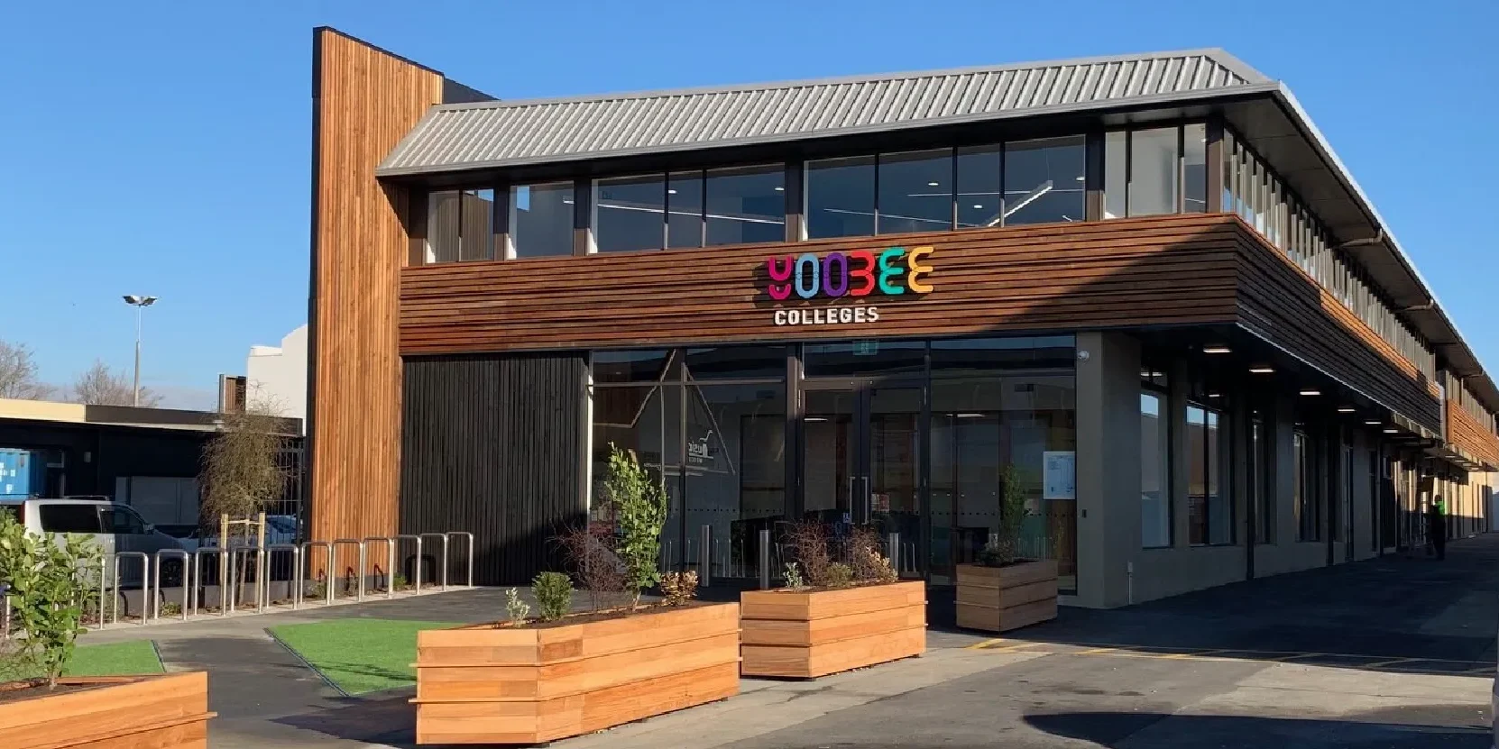 YOOBEE COLLEGE OF CREATIVE INNOVATION